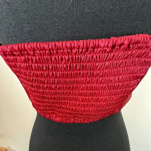 House of Harlow 1960 Red Satin Crop Top Adjustable Spaghetti Straps Size Small - Picture 6 of 9